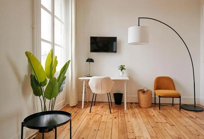 Standard-huone Parveke, Maison Martouret   Colodge