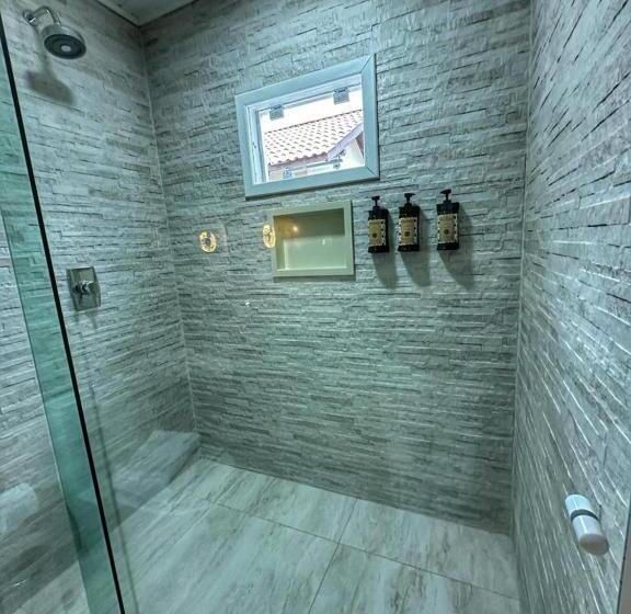 Deluxe Suite King Bed, Pousada Boutique Dom Pietro