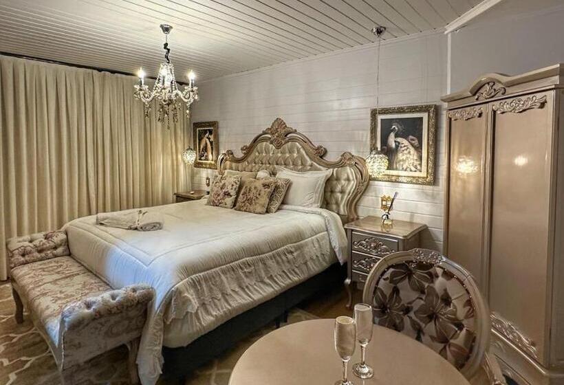 Deluxe Suite King Bed, Pousada Boutique Dom Pietro
