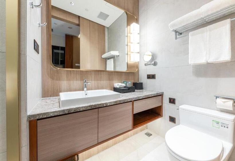 Номер Deluxe Кровать Кинг, Sha Zhi Ye Serviced Apartment Hotel   Houjie Wanda Plaza Liaoxia Subway Station