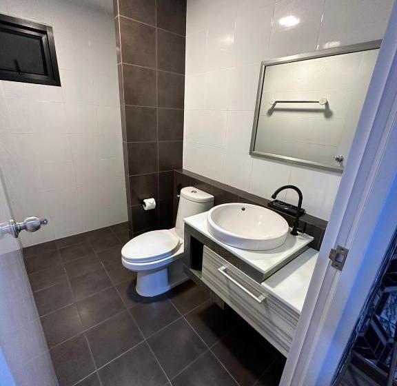 Quarto Estandar Individual, Khokeng Room Weekly Monthly