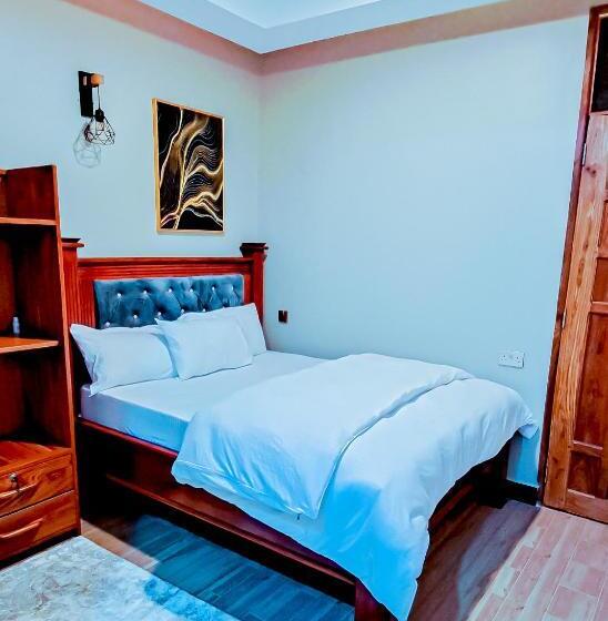 Quarto Estandar Individual, Smart Park Arusha