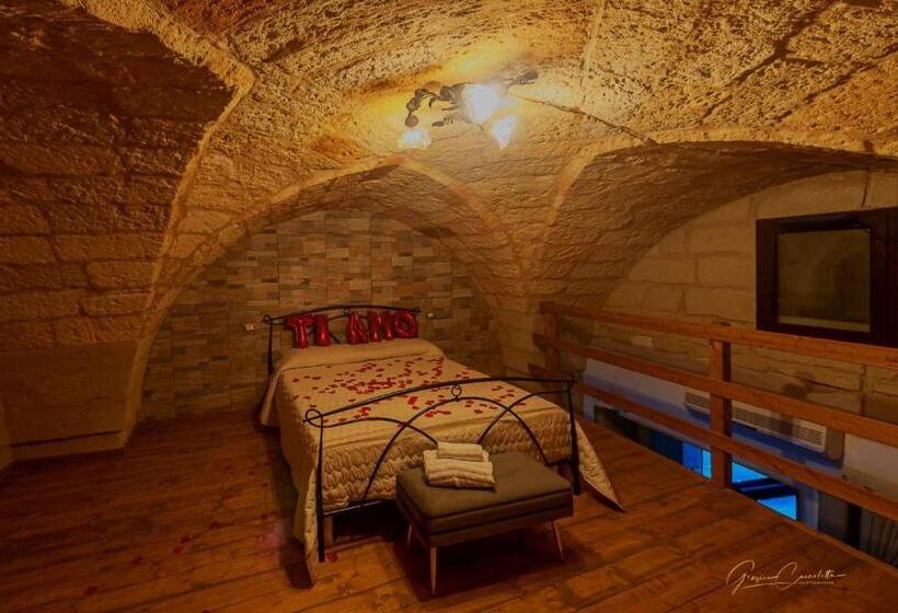 חדר סטנדרט עם ג'קוזי, Victoria Luxury Suite