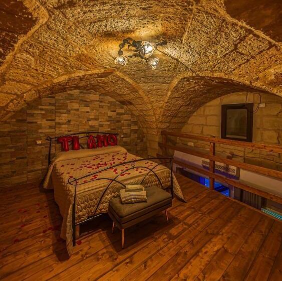 Номер Стандарт с Гидромассажем, Victoria Luxury Suite