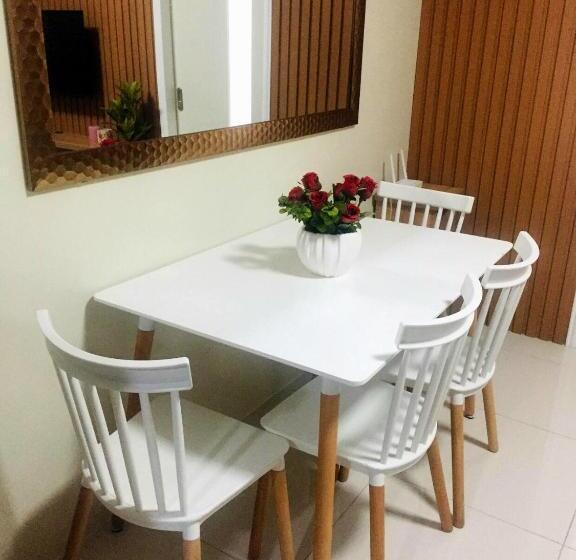 Appartement 1 Chambre, Brenthill Condominium