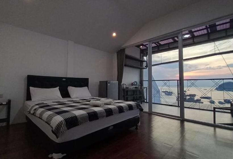 オーシャンビュージュニアスイート, Dc Hotel & Hostel