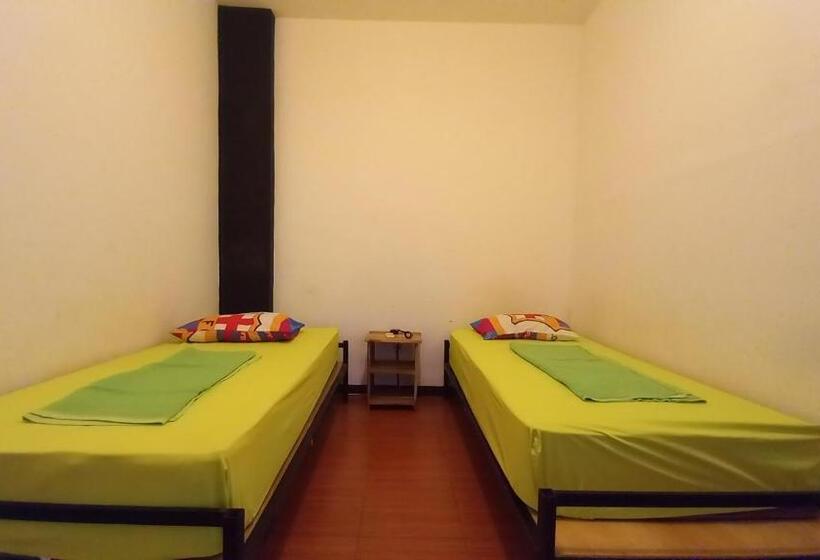 Номер Стандарт, Dc Hotel & Hostel