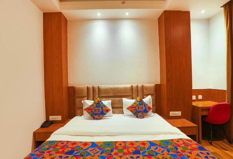 Номер Deluxe, Swarn Bhoomi