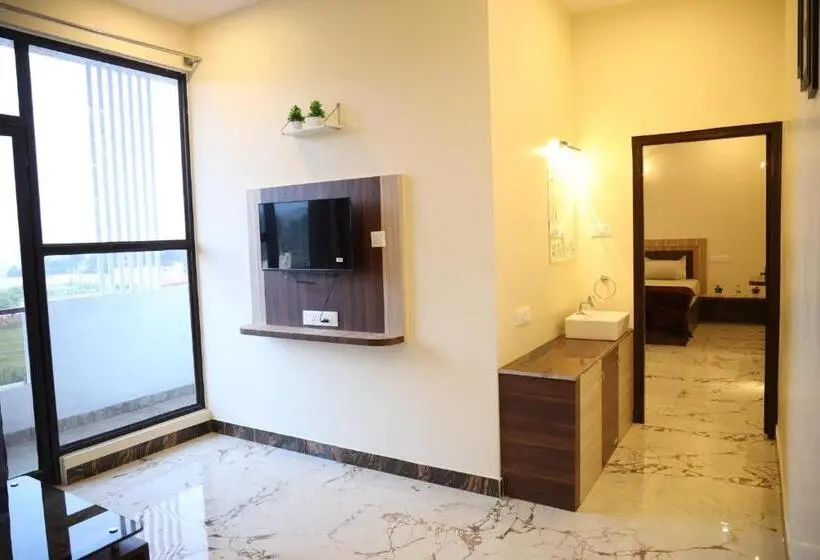 Standard-huone Puutarhanäkymä, Akshayam Grand Inn