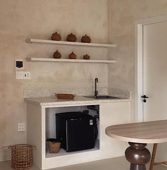 اتاق استاندارد با بالکن, Ambergris