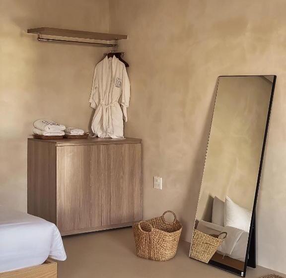 Suite with Terrace, Ambergris