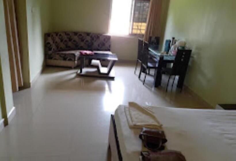 标准间, Blue Paradise Chandrapur