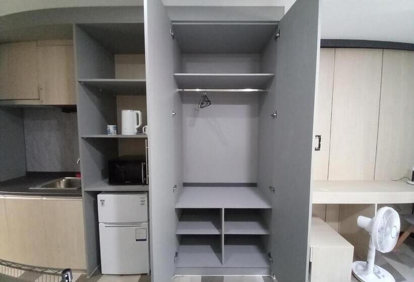 デラックスルーム, Green