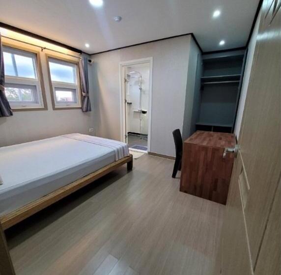 ファミリールーム, Green