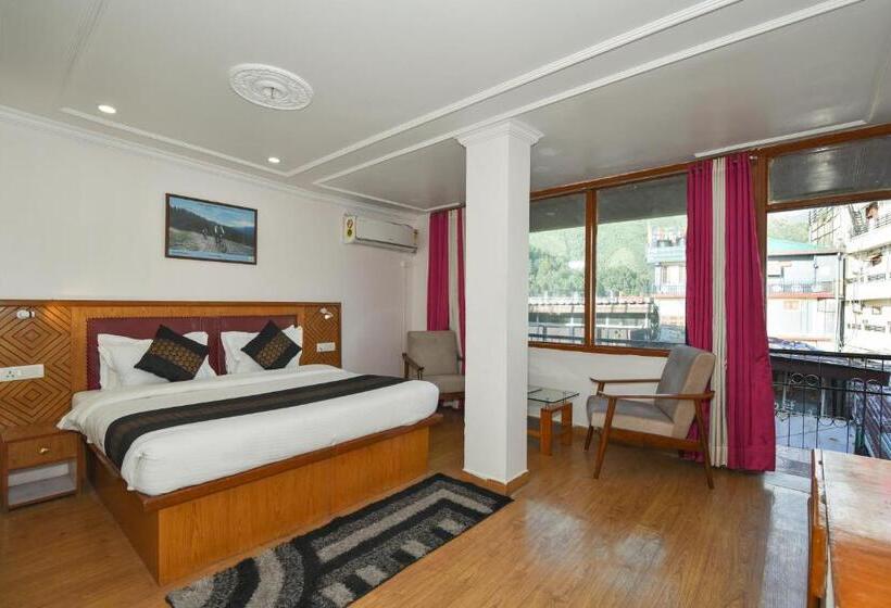 اتاق لوکس با بالکن, M Bar And Restaurant