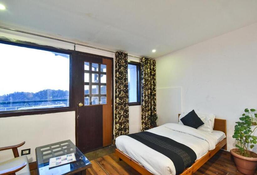 اتاق استاندارد سه تخته با بالکن, M Bar And Restaurant