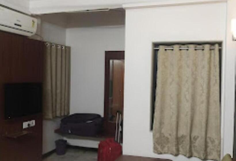 חדר דלוקס, President Inn Nashik