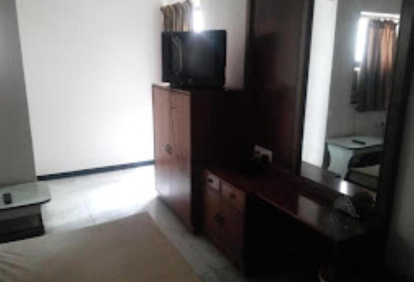 חדר דלוקס, President Inn Nashik