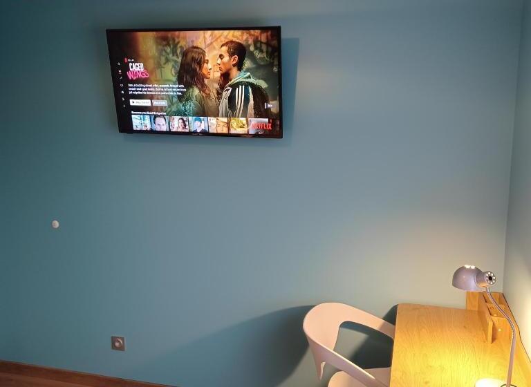 スタンダードルーム, Maison Calme/chambre Privée/clim+tv/pétit Dejeuner Inclu/tout Confort