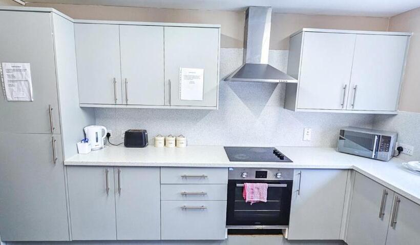 Номер Economy, Mystayinn Telford Guest House