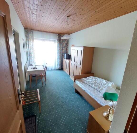 חדר סטנדרט יחיד, Pension Schager