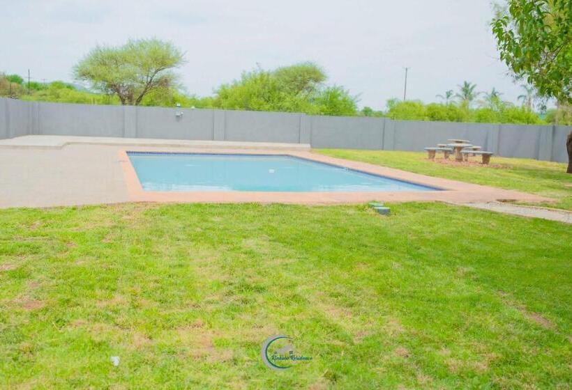 خانه 4 خوابه, Rinkase Residence