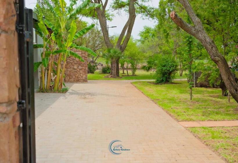 اتاق لوکس یک تخته, Rinkase Residence