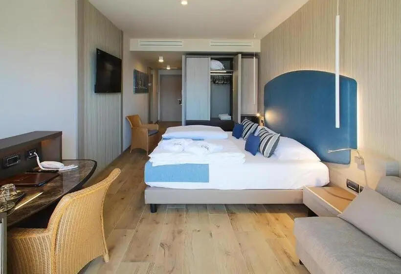 Deluxe-huone Järvinäkymä, Villa Remo By Hotel Galvani