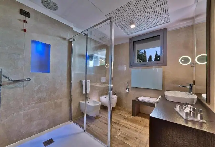 Standard-huone Järvinäkymä, Villa Remo By Hotel Galvani