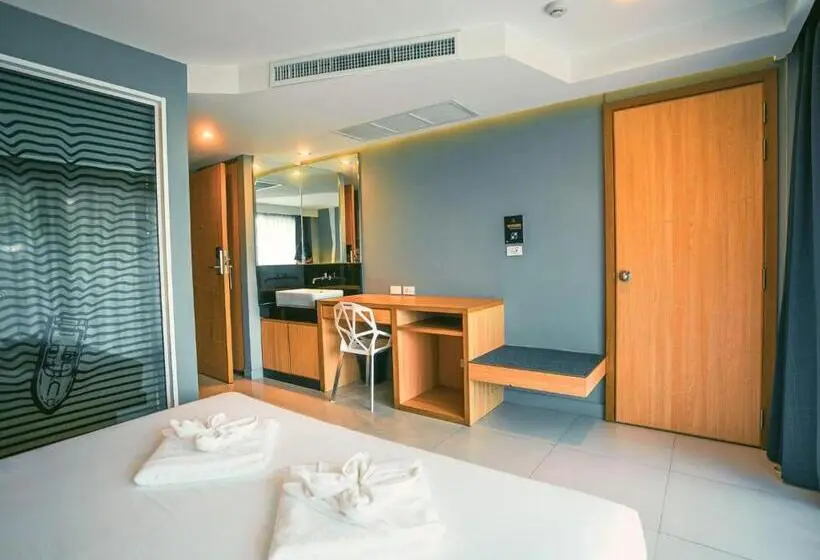 Standard-huone, Mad Monkey Phuket