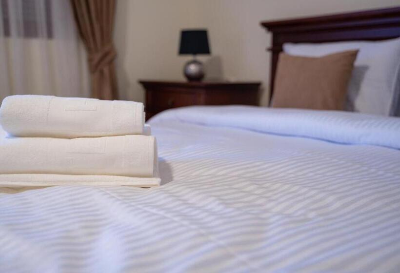 اتاق لوکس با بالکن, Motel Zeta Lux