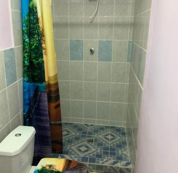 اتاق لوکس, La Dolce Vita Francophone