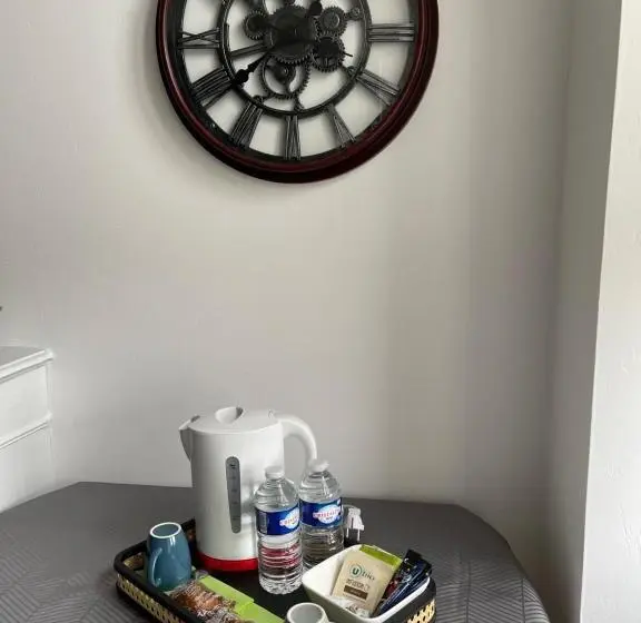 オーシャンビュースタンダードルーム, La Petite Irlande