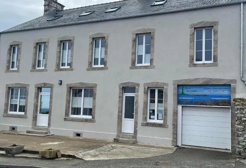 オーシャンビュースタンダードルーム, La Petite Irlande