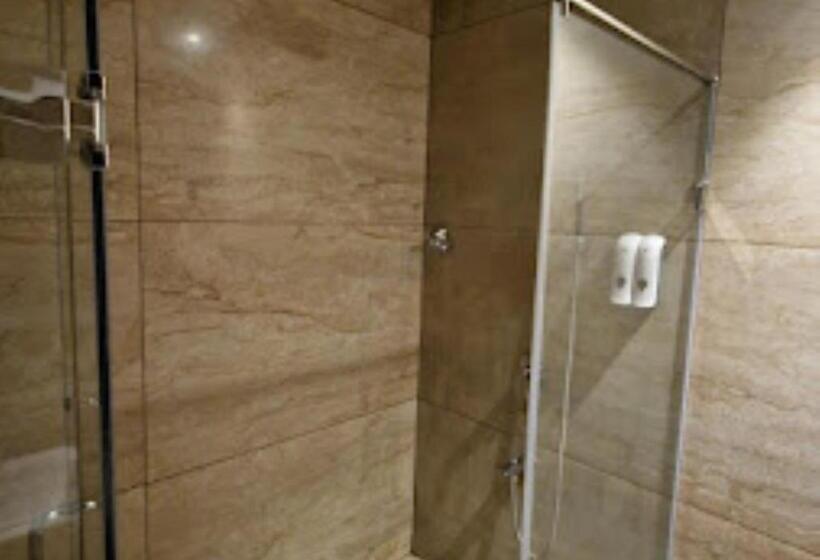 غرفة ديلوكس, Elephant Passage Resort Kerala