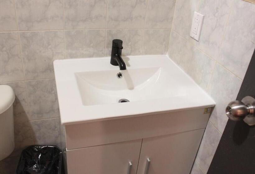 Standard Room, Apd