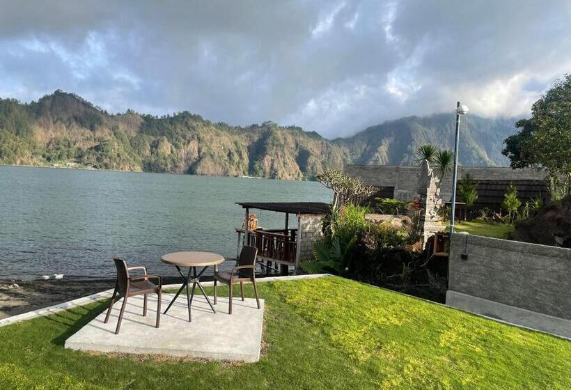 חדר סטנדרט נוף להרים, Batur Holiday