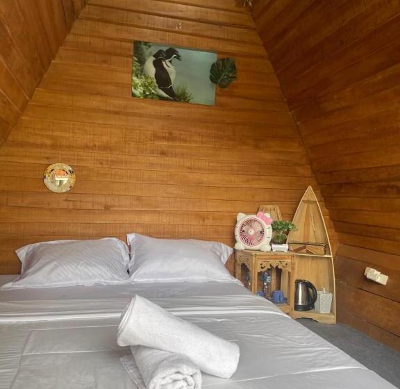 בקתה סטנדרטית, Batur Holiday