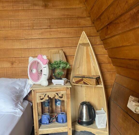 בקתה סטנדרטית, Batur Holiday