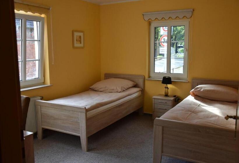 标准间, La Pergola