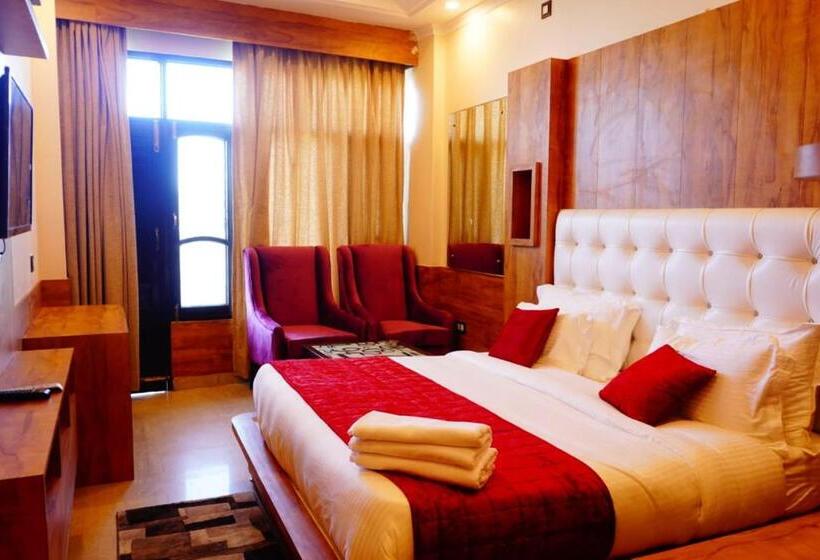 Quarto Estandar com Sacada, Grand Hill Mall Road Mcleodganj