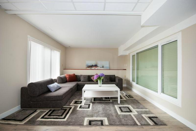 Perhehuone, 枫华民宿