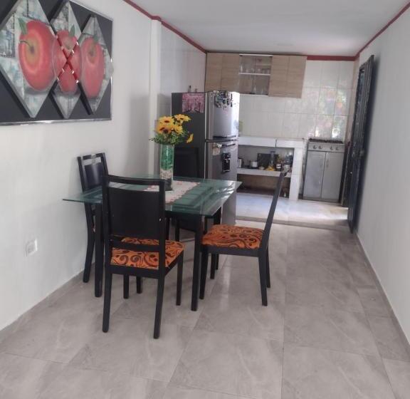 اتاق استاندارد با سرویس بهداشتی مشترک, El Nevado