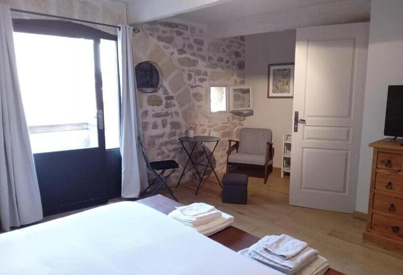 标准间, Le Clos De L Olivelle