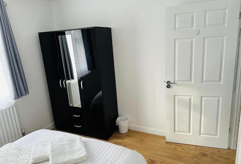 חדר סטנדרט חדר אמבטיה משותף, Milne House