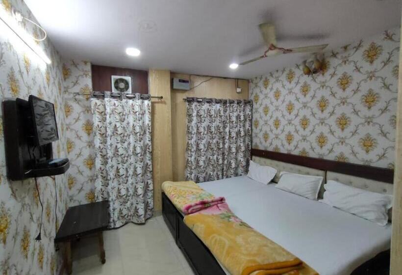 اتاق استاندارد, Shree Kashi Guest House, Varanasi Near Temple 200 Meter