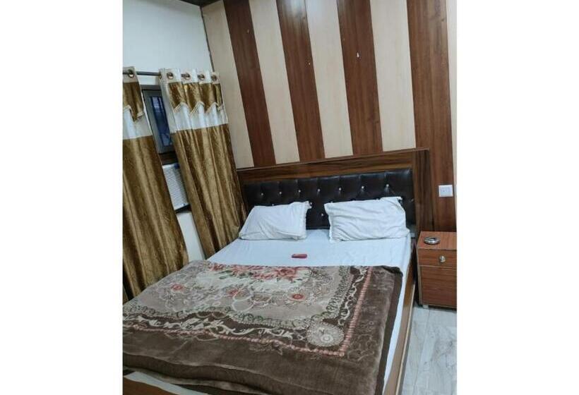 اتاق لوکس, Shree Kashi Guest House, Varanasi Near Temple 200 Meter