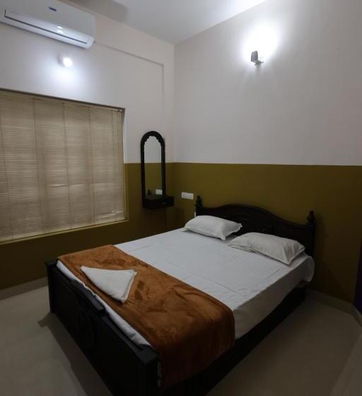 Семейный Номер, Wayanad Regal Residency