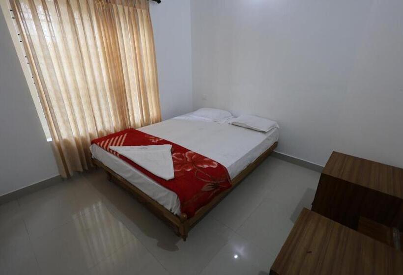 Семейный Номер, Wayanad Regal Residency