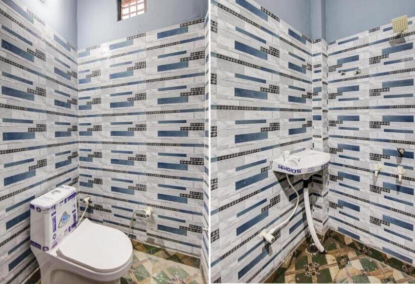 トリプルクラシックルーム, Spot On Milan Garden Hotel And Restaurant